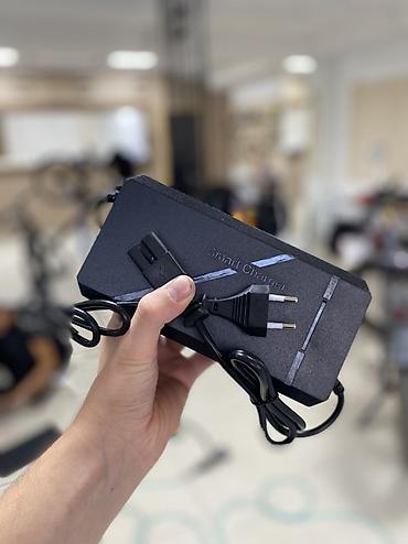 Зарядное устройство для литий‑ионных аккумуляторов “Smart Charger” 60V