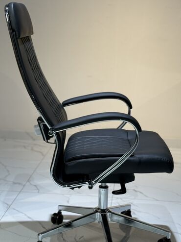 Офисные кресла: Офисное кресло, Новый, С колесиками, цвет - Черный, Экокожа, Бесплатная доставка — 6