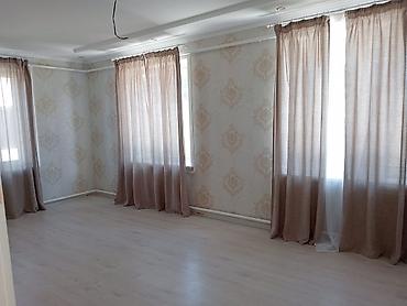 Продажа коттеджей и домов: Продаётся одноэтажный дом с просторным двором. Характеристики: - — 54