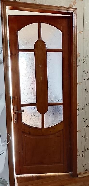 Qapılar və aksessuarlar: Taxta iç qapı – şüşəli model - Material: təbii ağac (rəngli lak — 1