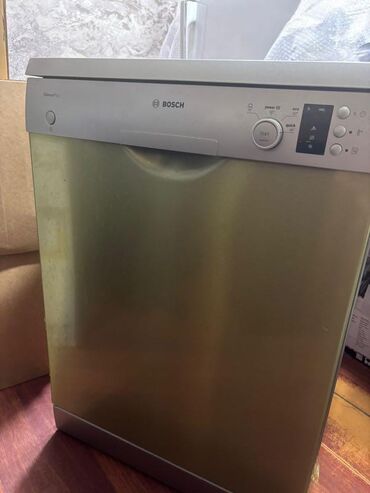 qabyuyan maşin: Qabyuyan maşını BOSCH. Silence Plus. 400 manat. Bir il işlənib. Ünvan