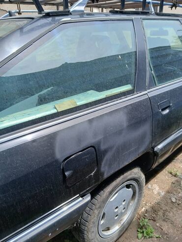 Audi: Audi 100: 1992 г., Универсал — 2