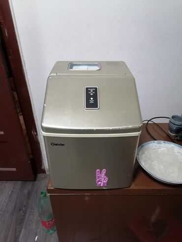 Ostali kuhinjski aparati: Bartscher aparat za led – kompaktni kućni proizvođač kockica leda - — 9