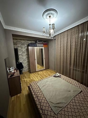 binede: 🏢 16 mərtəbəli yeni tikili binanın 11-cü mərtəbəsi 🛏️ 2 otaq 📐 60 kv.m — 3
