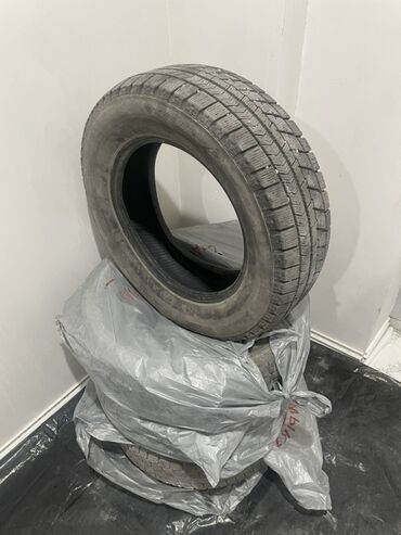 колесо для газ 53: Шины 195 / 65 / R 15, Зима, Комплект, Легковые, Япония, Bridgestone