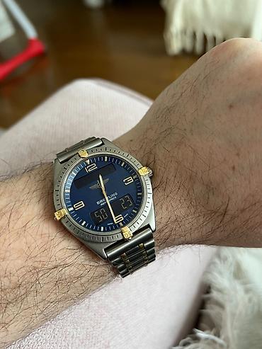 Satovi: Breitling Aerospace, dvobojni (čelik/titan sa zlatnim akcentima) — 6