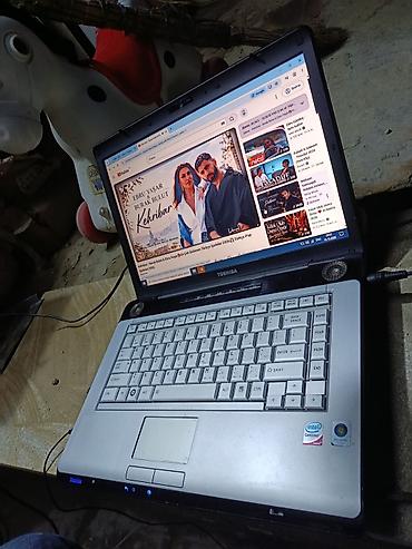 a20 s ekran: Toshiba Satellite noutbuk - Ekran: 14–15 düym diaqonal (parlaq) — 2
