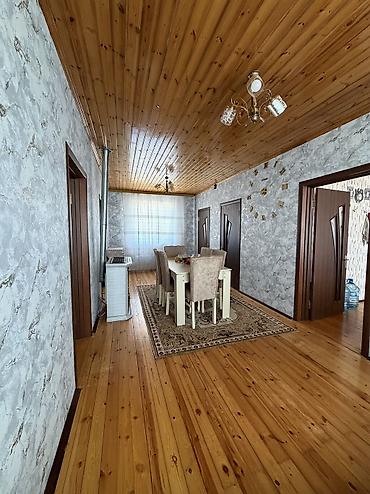 gencede satilan ucuz heyet evleri: 6 sot həyətyanı sahədə yerləşən 2 mərtəbəli həyət evi satılır. 🏡 Evin — 5