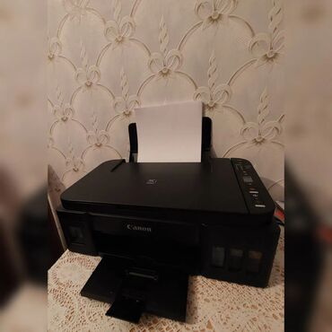 printer boyası: Printer satılır: rəngli,wifi,skaneri var.Az istifadə olunub,boyaları