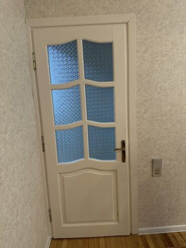 Ev üçün digər mallar: 3 eded qapi satilir.her biri 50 azn.unvan ehmedli diaqnoz