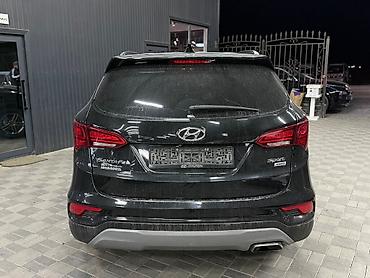 Продажа авто: Hyundai Santa Fe: 2018 г., 0.4 л, Автомат, Бензин, Внедорожник — 5