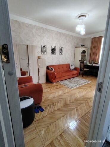 Köhnə tikili: Bakı, 2 otaqlı, Köhnə tikili, m. Gənclik, 35 kv. m — 18