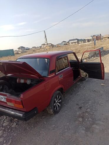 жугули авто: ВАЗ (ЛАДА) 2107: 2005 г., 1.6 л, Механика, Газ, Седан