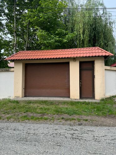 Həyət evləri və villaların satışı: 4 otaqlı, 120 kv. m, Yeni təmirli