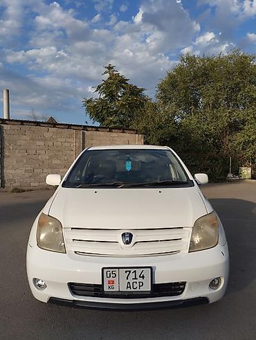смешанный: Toyota Ist: 2004 г., Автомат, Бензин — 1