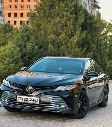 срочно срочно продаю машина: Toyota Camry: 2018 г., 2.5 л, Типтроник, Бензин, Седан