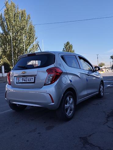 Chevrolet: Chevrolet Spark: 2018 г., 0.1 л, Вариатор, Бензин, Хэтчбэк — 6