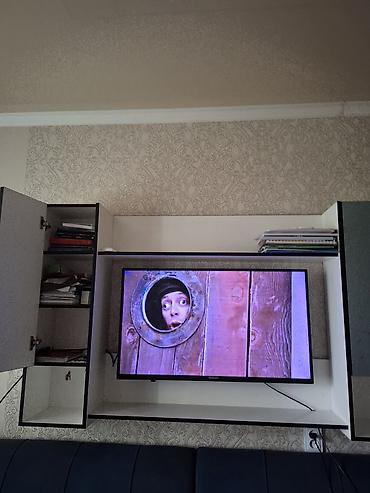 тв шкаф: Гарнитур для зала, Б/у, Тумба под ТВ, ДСП, Самовывоз, цвет - Белый — 2