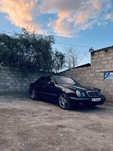 мерседес w204 цена бишкек: Mercedes-Benz E-Class: 2001 г., 3.2 л, Автомат, Бензин, Седан