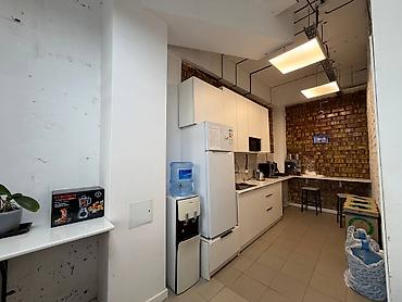 1: Продажа офисов 200 м², 1 этаж — 3