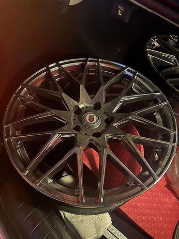 diskiler: HRE Performance Wheels çoxşaxəli yüngül lehimli disklər dəsti R18 — 1