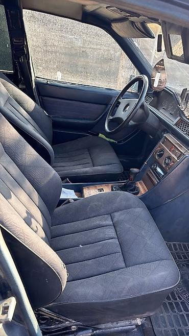 молдинг 124: Mercedes-Benz W124: 1988 г., 2.3 л, Механика, Бензин, Седан — 4