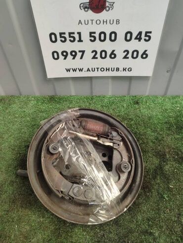 Другие детали салона: Механизм ручного тормоза Nissan March K11 1.0 2001 (б/у)
