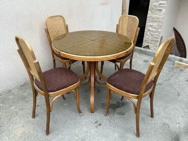 polovan nameštaj kanabe смедеревска паланка – слике: Thonet trpezarijski sto i 4 stolice ODLICNO STANJE Thonet trpezarijski