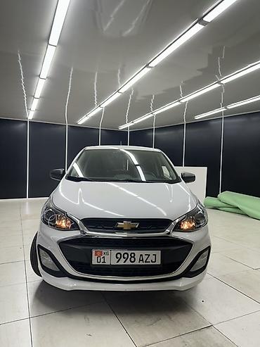 chevrolet van: Chevrolet Spark: 2020 г., 1 л, Вариатор, Бензин, Хэтчбэк — 1