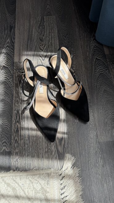 disaar шампунь краска как пользоваться: Туфли, 40, Zara, Б/у, цвет - Черный, Бесплатная доставка