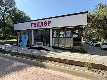 один: Продажа магазинов В торговом центре, 15 м², Дизайнерский ремонт, Утеплен, 1 этаж — 2