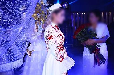 Свадебные платья и аксессуары: Платье на кыз узатуу, M, Новый, цвет - Белый — 3