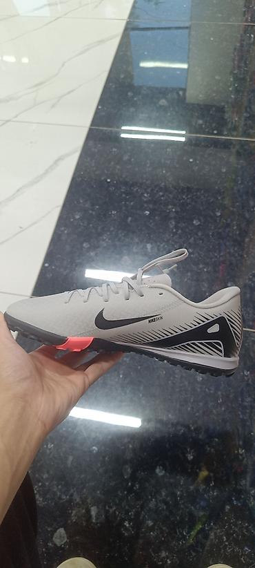 nike dunk: Представляем мужские кроссовки Nike, идеально подходящие для футзала — 3