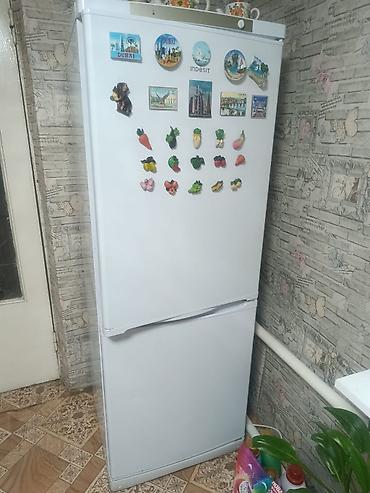 mini refrigerator: Холодильник Indesit с нижней морозильной камерой. - Классическая — 2