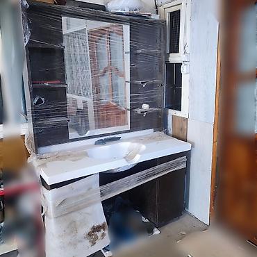 polkalar: Bərbər üçün və güzgü dəsti - Komplekt: alt dolablı tezgah üzərində — 1