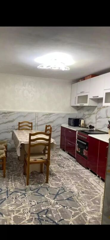 повилон аренда: 70 м², 4 комнаты, Парковка, Забор, огорожен