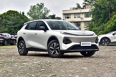 китайский чанган: Changan Qiyuan Q05: 2026 г., 0.1 л, Автомат, Электромобиль, Кроссовер — 7