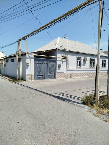 Həyət evləri və villaların satışı: Yeni Suraxanı 5 otaqlı, 130 kv. m, Yeni təmirli