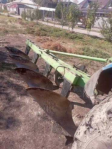 ход: Навесной оборотный плуг для трактора - Конструкция: трехкорпусный — 5