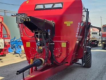 mikşer yamaha: Tiremix Y-12 yem qarışdırıcı və paylayıcı qoşqu - Brend/model: Ak — 3