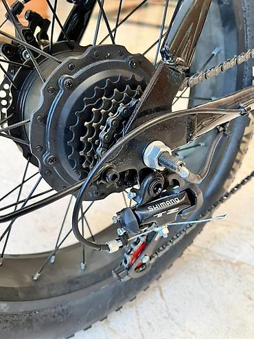 velesiped: İşlənmiş Elektrik velosipedi 20", sürətlərin sayı: 32, 750 < Vt, Ünvandan götürmə, Ödənişli çatdırılma, Rayonlara çatdırılma — 7