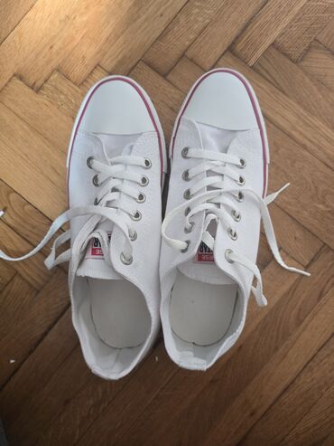 metro obuca нови пазар – слике: Converse, 40, bоја - Bela