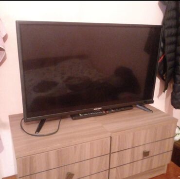 televizor 46 inch: Televizor