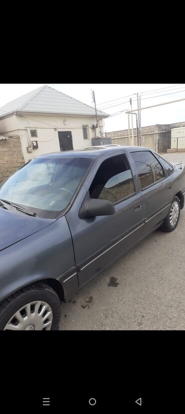 opel vectra 1994: Opel Vectra: 1.8 l | 1995 il | 2400 km Sedan