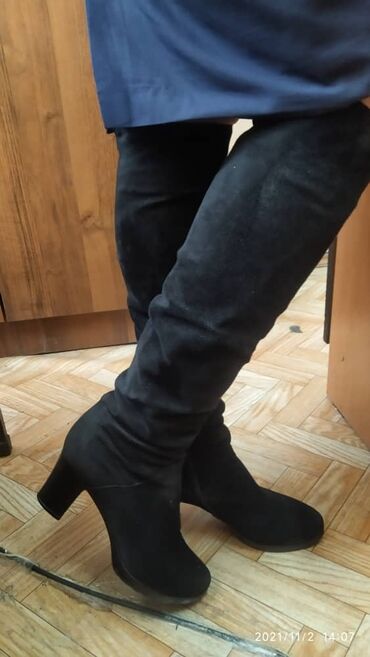 обувь женская деми: Сапоги, 39, цвет - Черный, Basconi