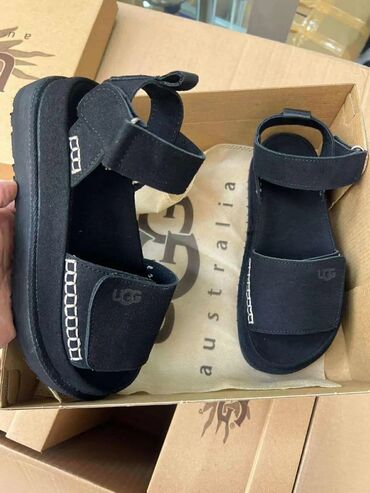 lidl prsluk sa dva lica: ⚜🌸🤍 𝐍𝐎𝐕𝐀 𝐊𝐎𝐋𝐄𝐊𝐂𝐈𝐉𝐀 🤍🌸⚜ UGG 𝐁𝐫𝐨𝐣𝐞𝐯𝐢: 36 - 41 𝑪𝒆𝒏𝒂: 5200 𝐝𝐢𝐧❌❌❌ Nova