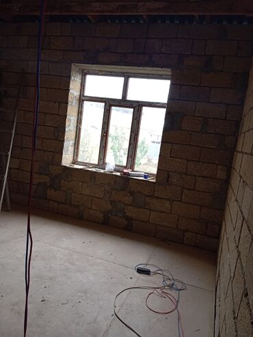 Həyət evləri və villaların satışı: 4 otaqlı, 8 kv. m, Orta təmir — 7