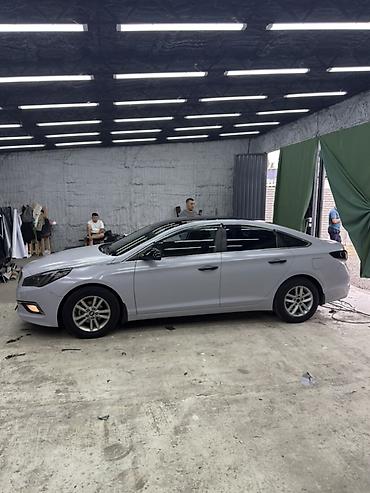 Hyundai Sonata (седан, поколение LF) - Кузов: 4‑дверный седан