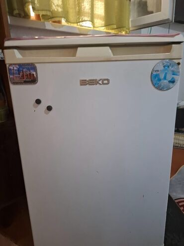 холодильник для кухни: Холодильник Beko, Б/у, Минихолодильник