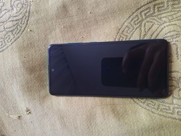 samsung a80 qiymeti azerbaycanda: Samsung A51, < 2 GB Memory Capacity, Sensor, Barmaq izi, İki sim kartlı